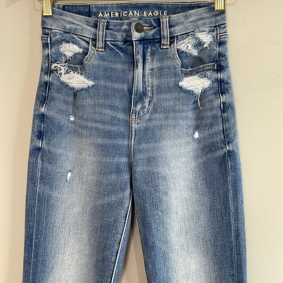 American Eagle The Dream Jean Curvy Super Hi-Rise Jegging Blue Light Wash 00 - Picture 3 of 12
